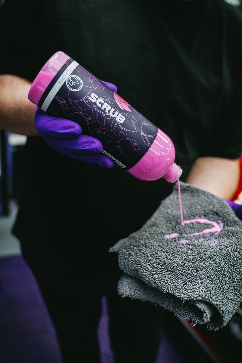 NANOLEX SCRUB 750ml