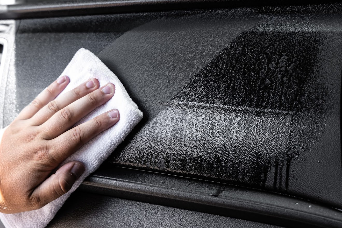AUTO FINESSE SPRITZ INTERIOR DETAILER 1L